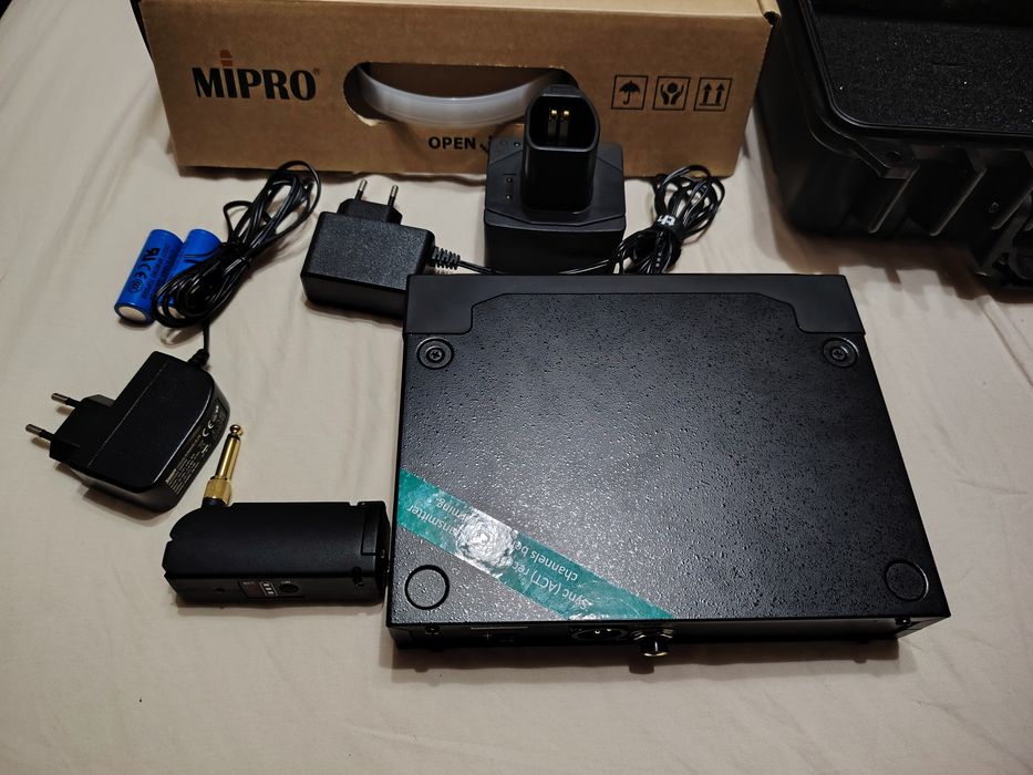 Vand wireles Mipro pentru vioara (zeta, jordan, cantini)