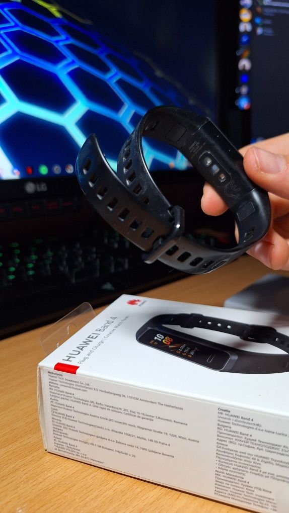 Brățară Fitness Huawei Band 4