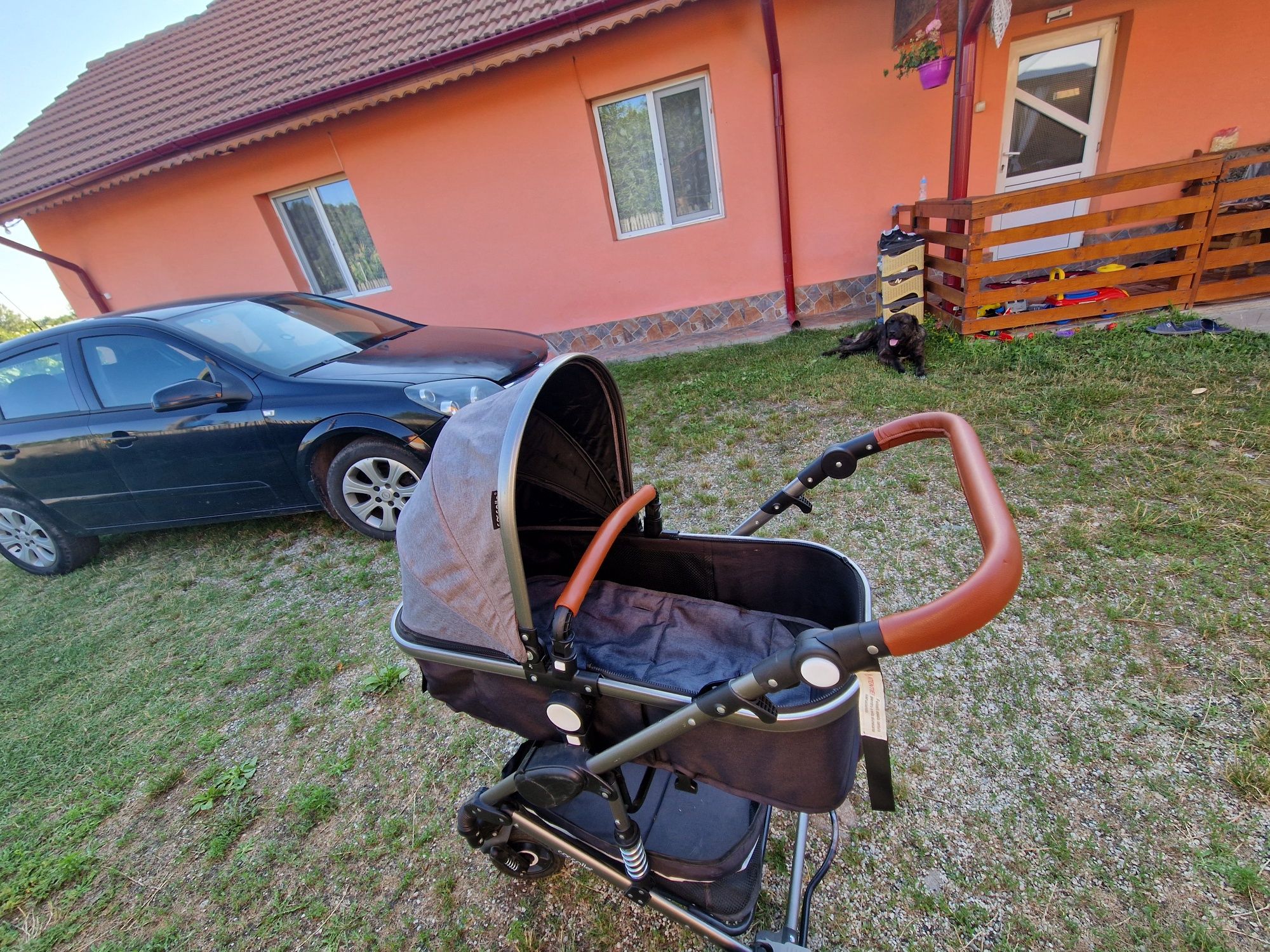Vând Cărucior Coccolle 3in1