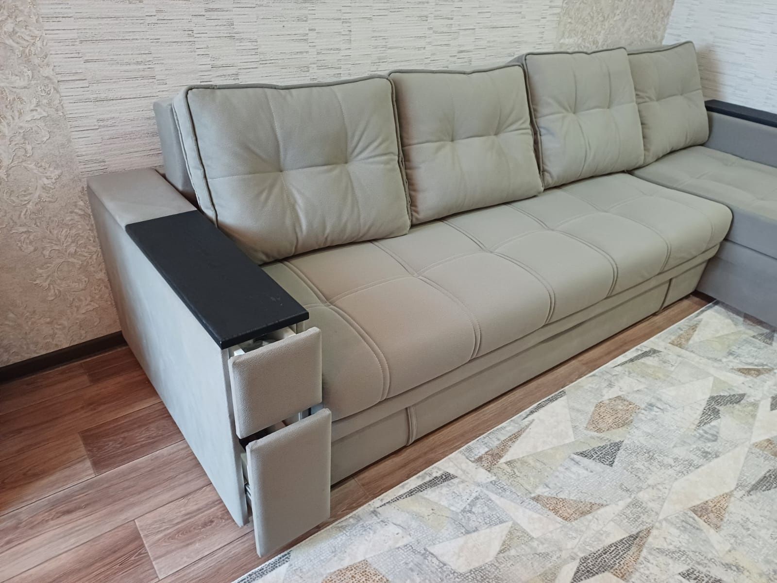 Продается угловой диван