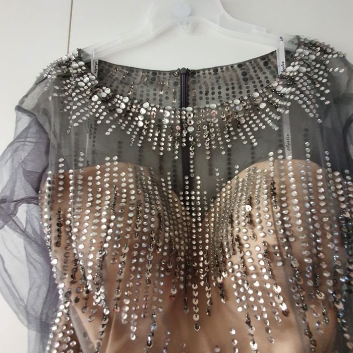 Vand rochie Aeelis purtata de 2 ori, marime 40-42-44