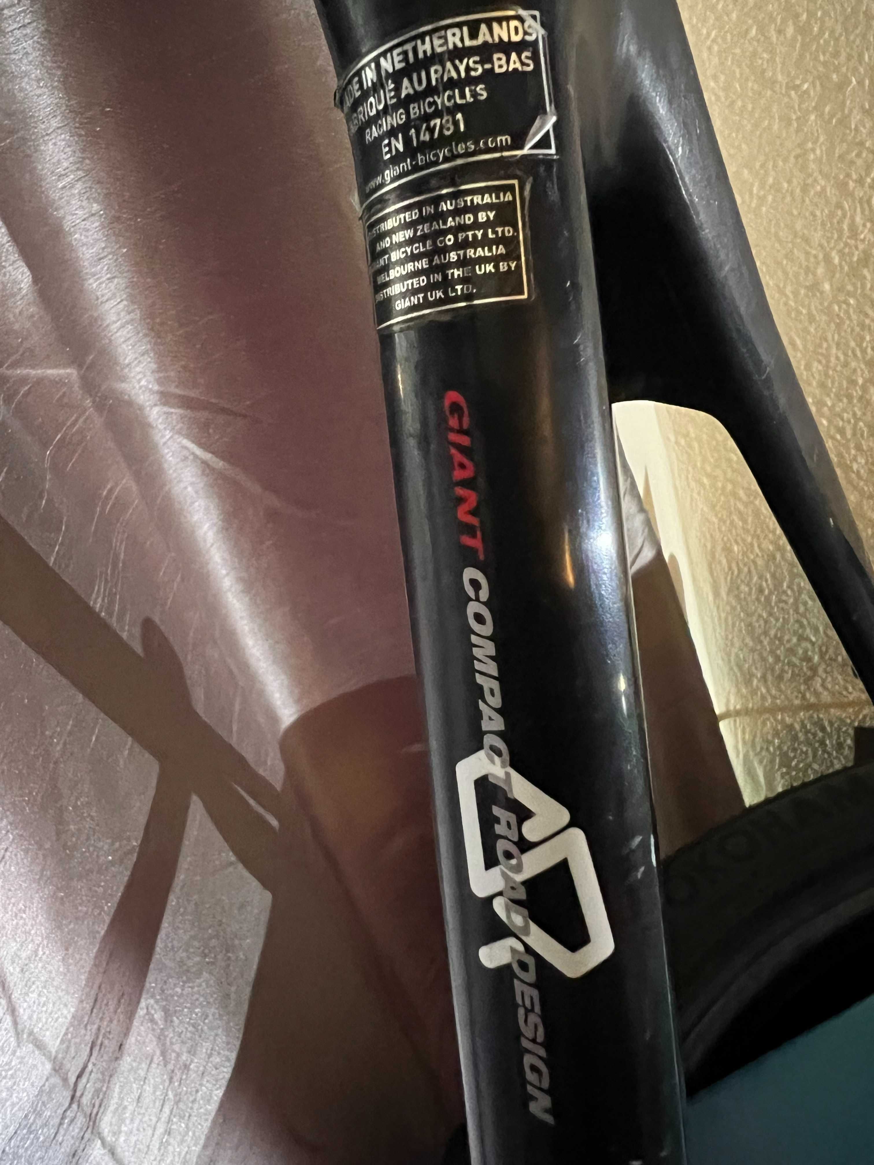 /НАМАЛЕНА/ Карбонова рамка Giant TCR Composite 2
