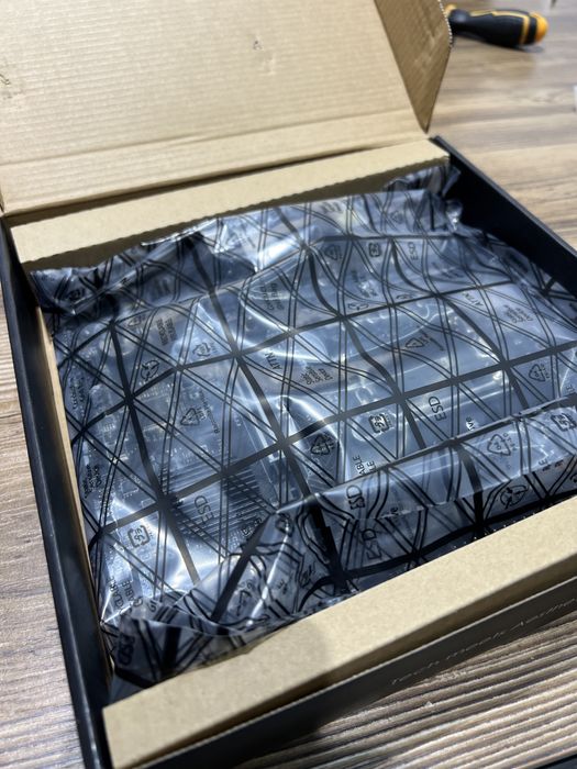 Продается Материнская плата MSI Pro H610M-E