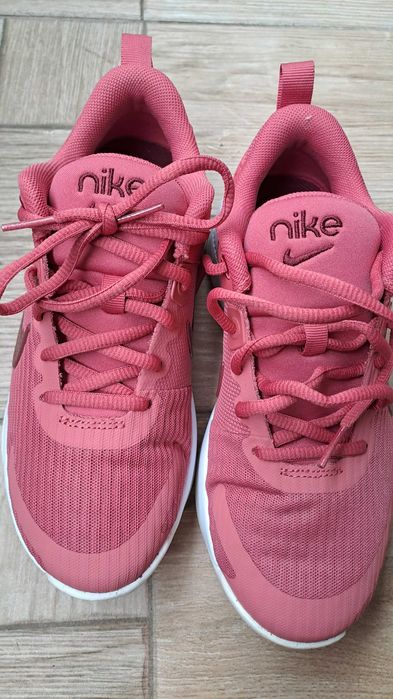 Дамски маратонки nike