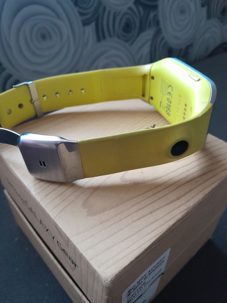 Смарт часовник samsung gear