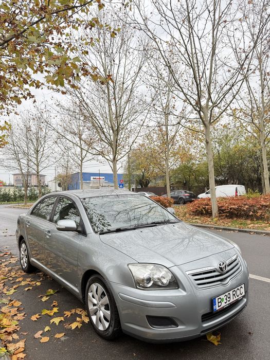 Exemplar Toyota Avensis doar 29000 Km