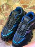 Sneaker prada    .