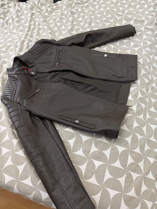 Geaca guess imitatie piele marimea xs