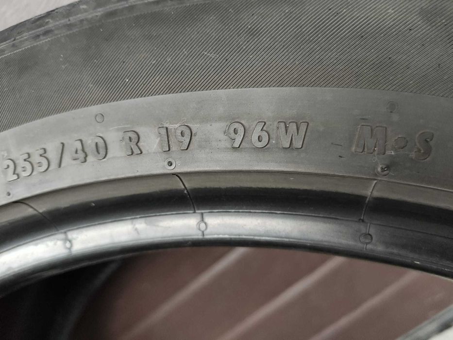 Continental all season ProContact 255/40 R19 96W M+S