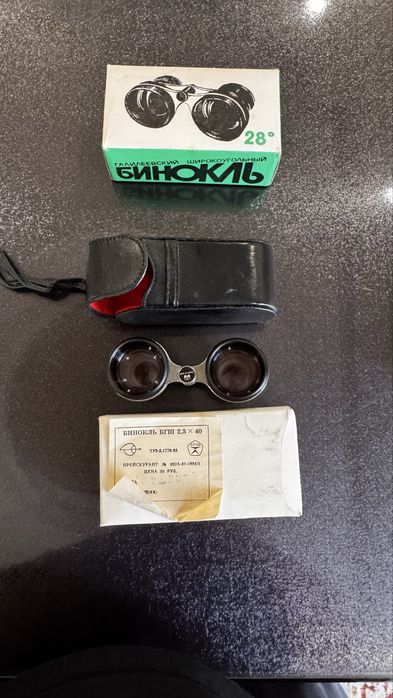 Продам антиквариант биноколь БГШ 2.3/40.  1984 года. СССР