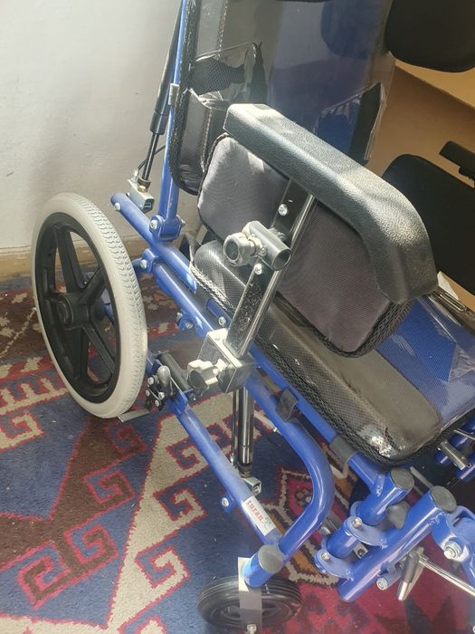 Инвалидная коляска