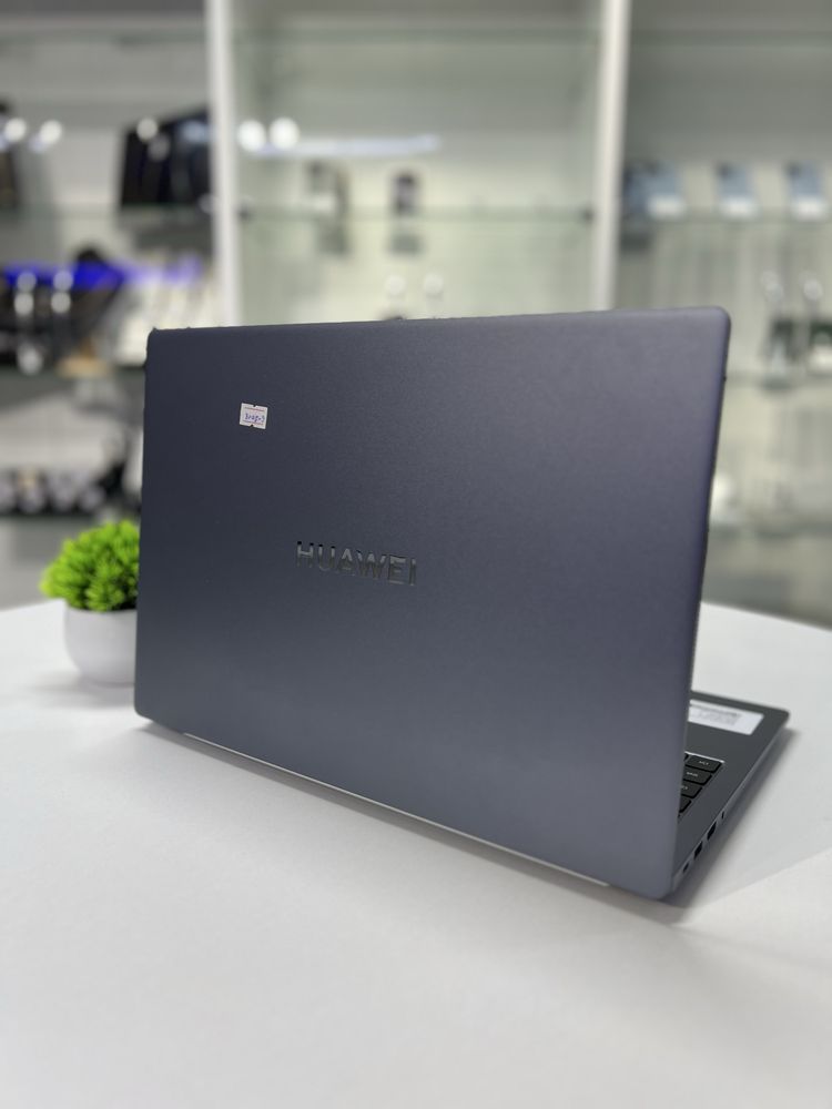 Huawei D16 core i7-13
