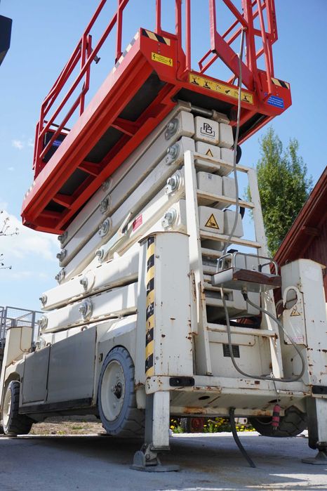 Nacele electrice 18 m Metri 2014-2011 Germania