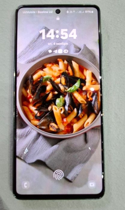 Самсунг А73 8.256