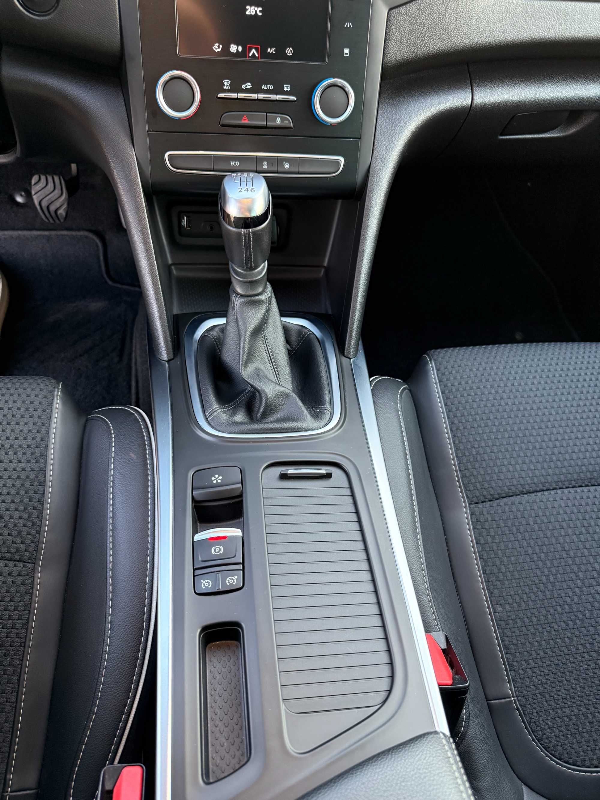 Renault Megane IV - Bose Edition - TVA Deductibil