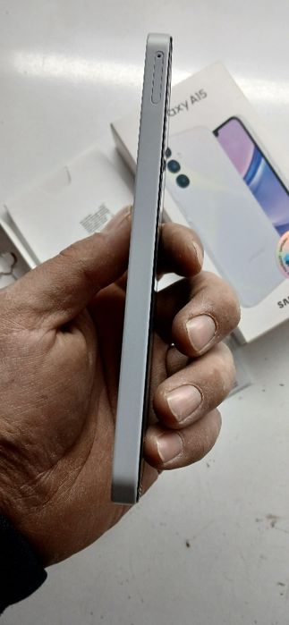 SAMSUNG  A15  6/128 сотилади.