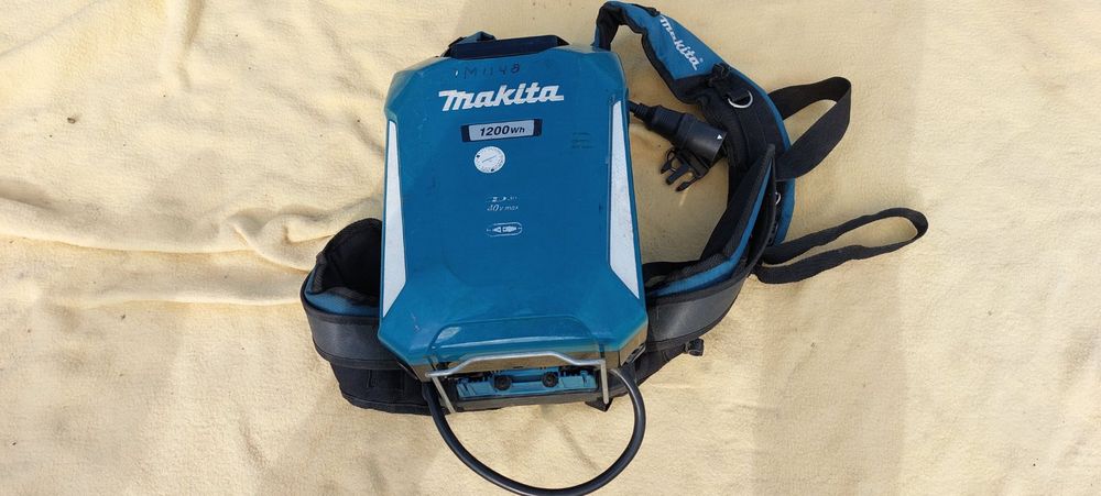 Инструменти Milwaukee и Hitachi, Акумулаторна Раница-Батерия, Куфар