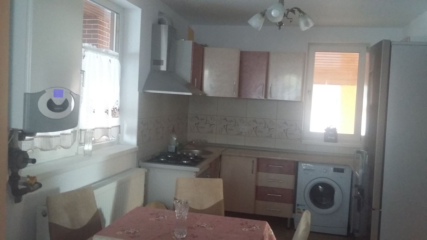 Casa zona Ford, lângă Hamat pretabila birouri sau familie