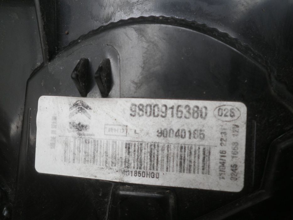 Stop dreapta Citroen C4 Cactus 9800916380 9800916280