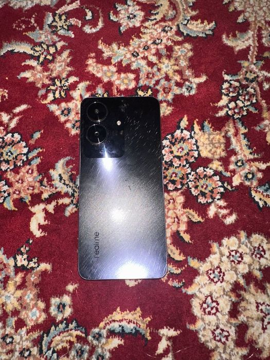 Обменяю телефон Реалми нот 60 на айфон 12 или 13