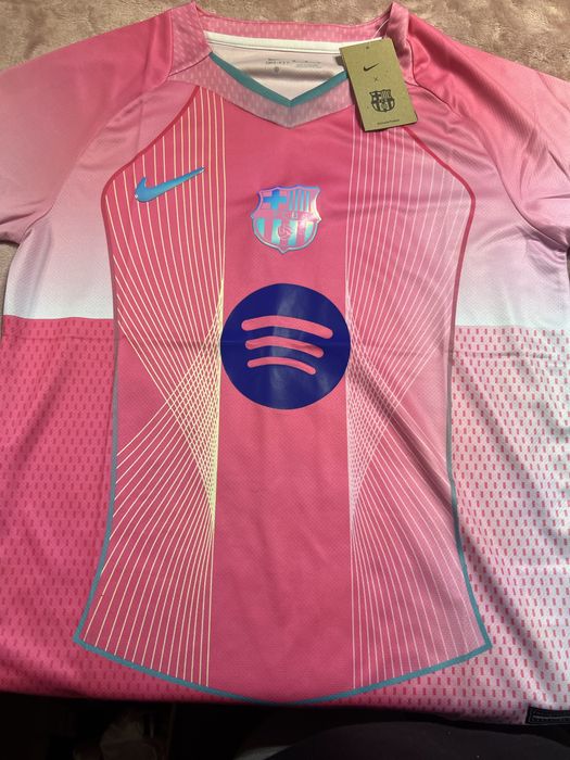 Tricou fotbal Fcb roz nou M