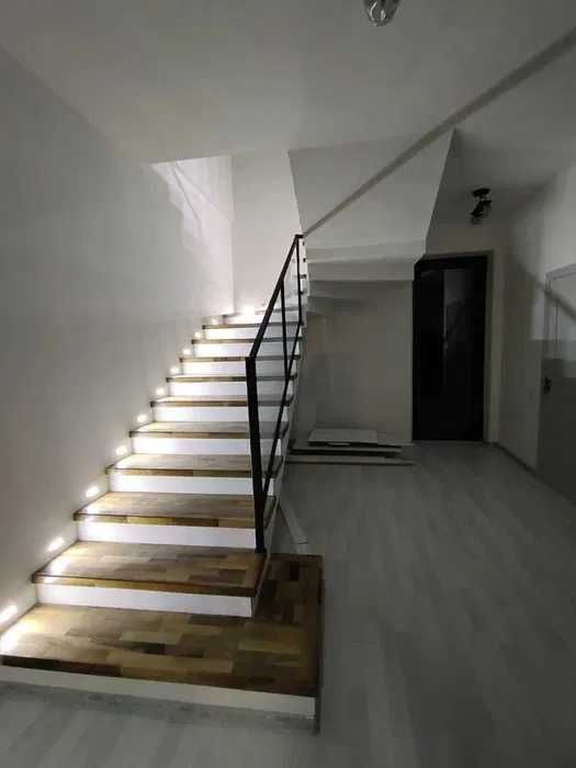 Аренда Евро коттеджа с бассейном / id888 /