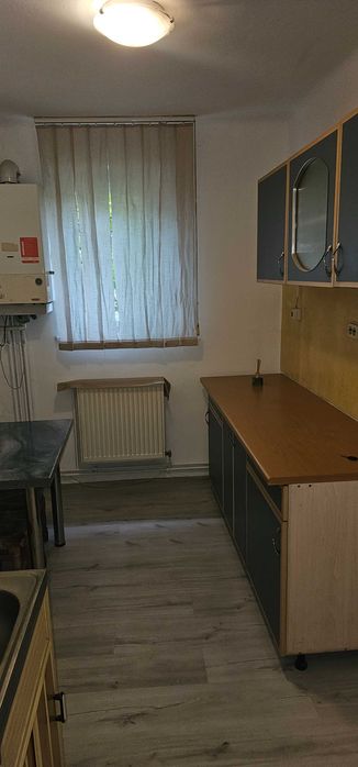 Vand apartament 2 camere