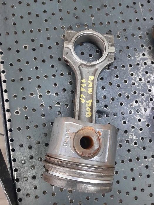 piston cu biela  bmw seria 3 e46 320 2.0 d 136cp