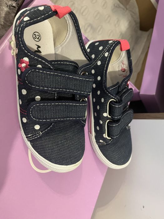 Обувки 31 и 32 номер 7 лв брой