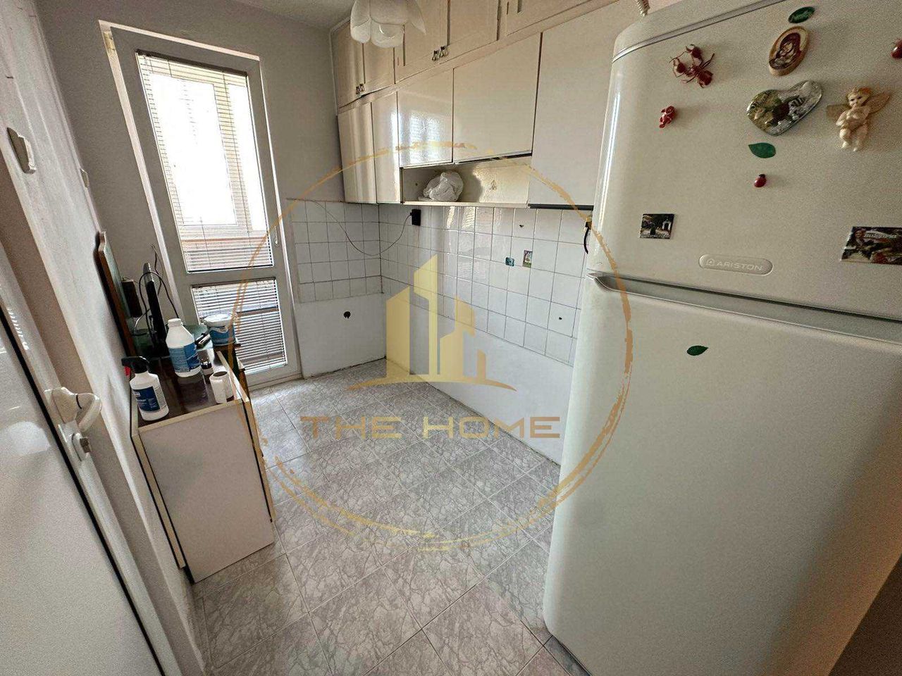 Дава се под наем Тристаен апартамент в Варна, Левски - 70 кв.м за 350 € - Снимка #3