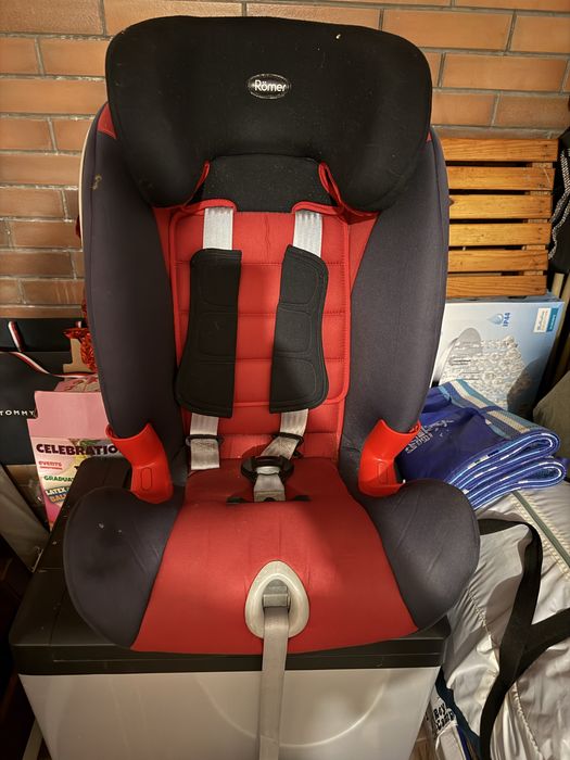 Scaun auto cu Izofix Britax Romer