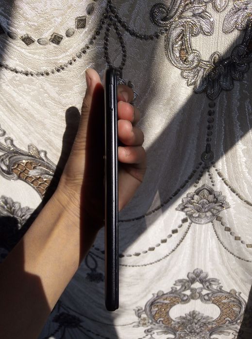 Redmi 10a 4ga64gb ishlashi ideal muammosi yoq