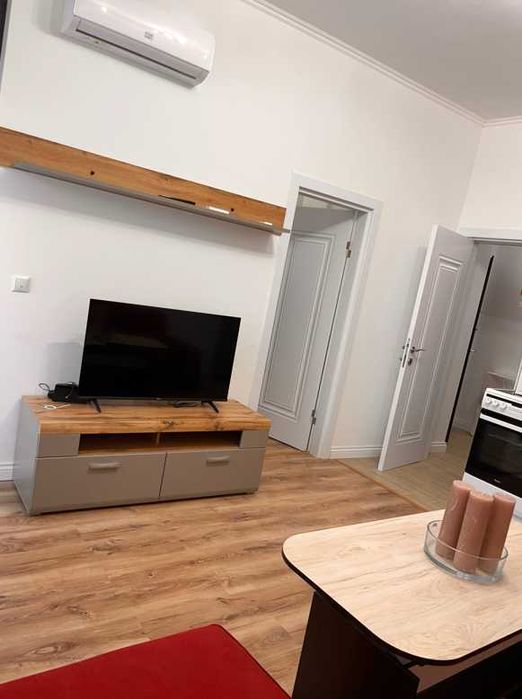 Дава се под наем Двустаен апартамент в Пловдив, Христо Смирненски - 60 кв.м за 450 € - Снимка #1