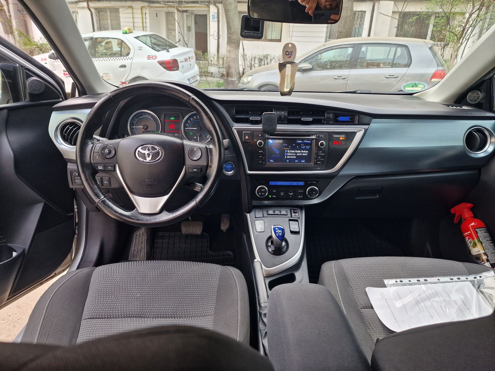 Toyota Auris hibrid