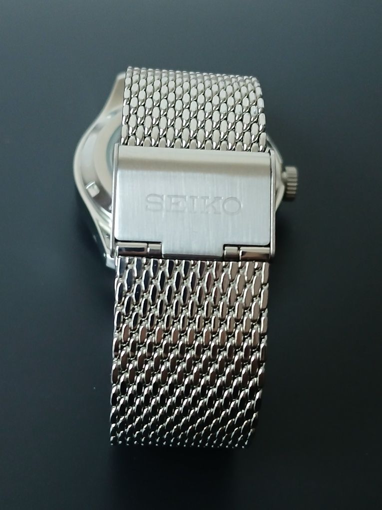 Часовник Seiko 5