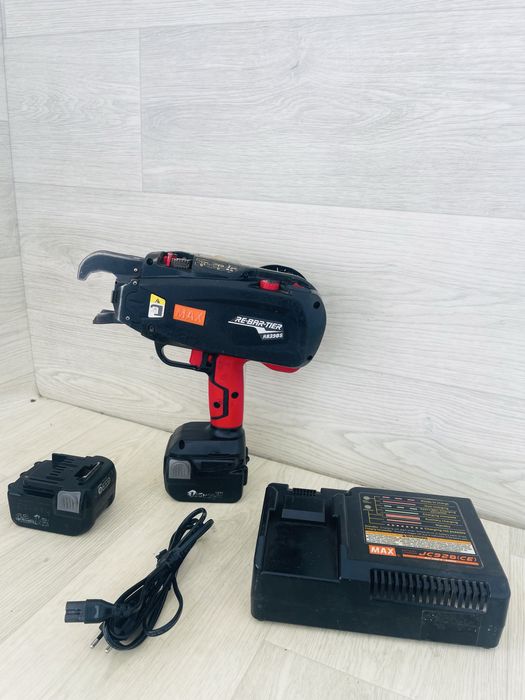 Max RB 398 S masina de legat fier profesionala