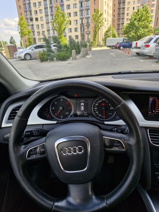 Audi a4 b8 2011-2012