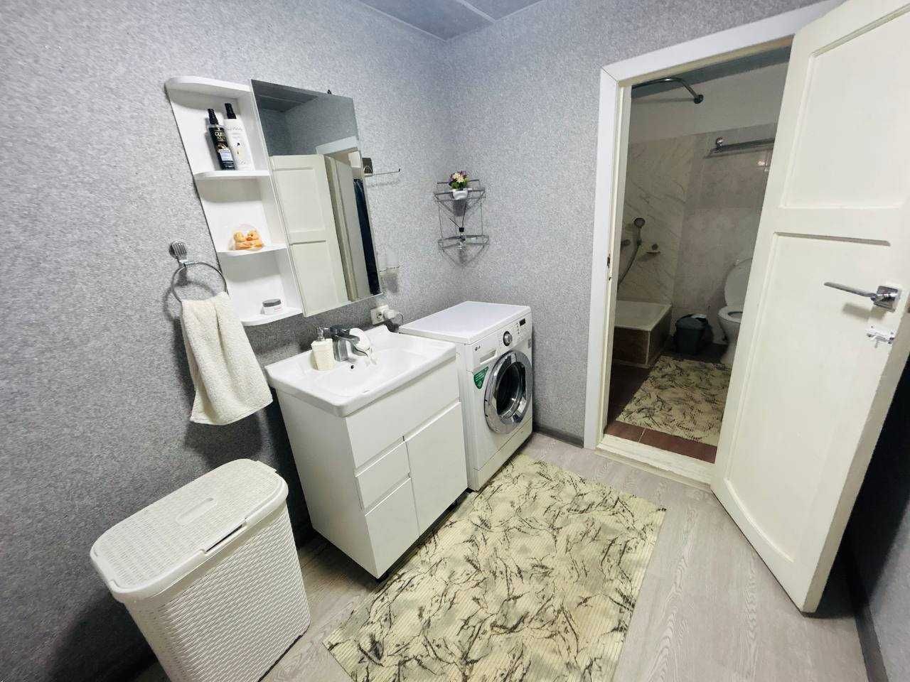 Продаем свой  дом 8,5 соток, 4 комнаты + зал-кухня