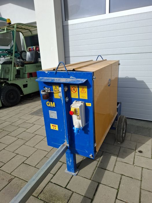 Mașina de curățat/spălat panouri ,cofraje galbene Doka la 220 V