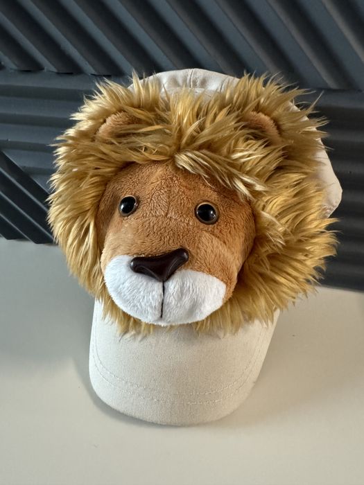 Кепка  львеонок