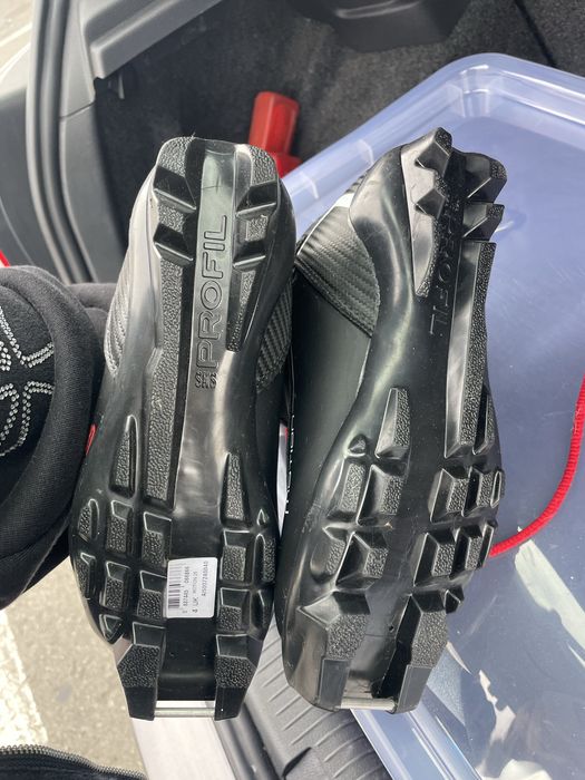 Clapari ski Salomon Escape ,mărimea 41