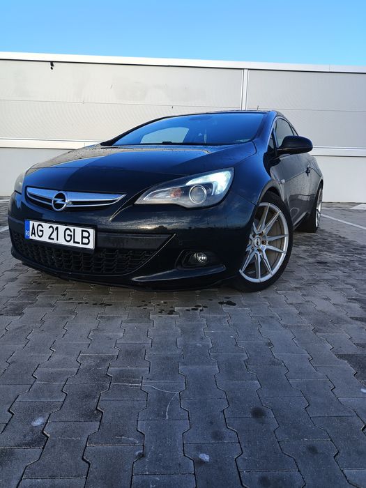 Proprietar Vand /schimb Opel Astra J GTC 11/2013 jante RJ 19" euro5 RA