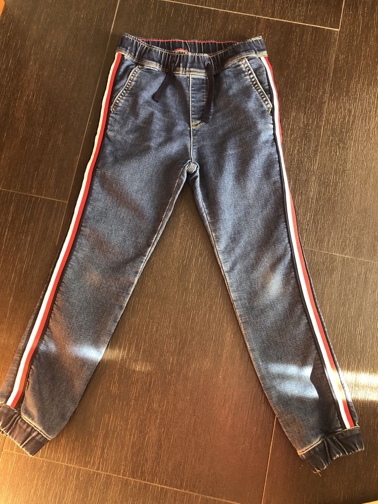 blugi tommy hilfiger 8 ani