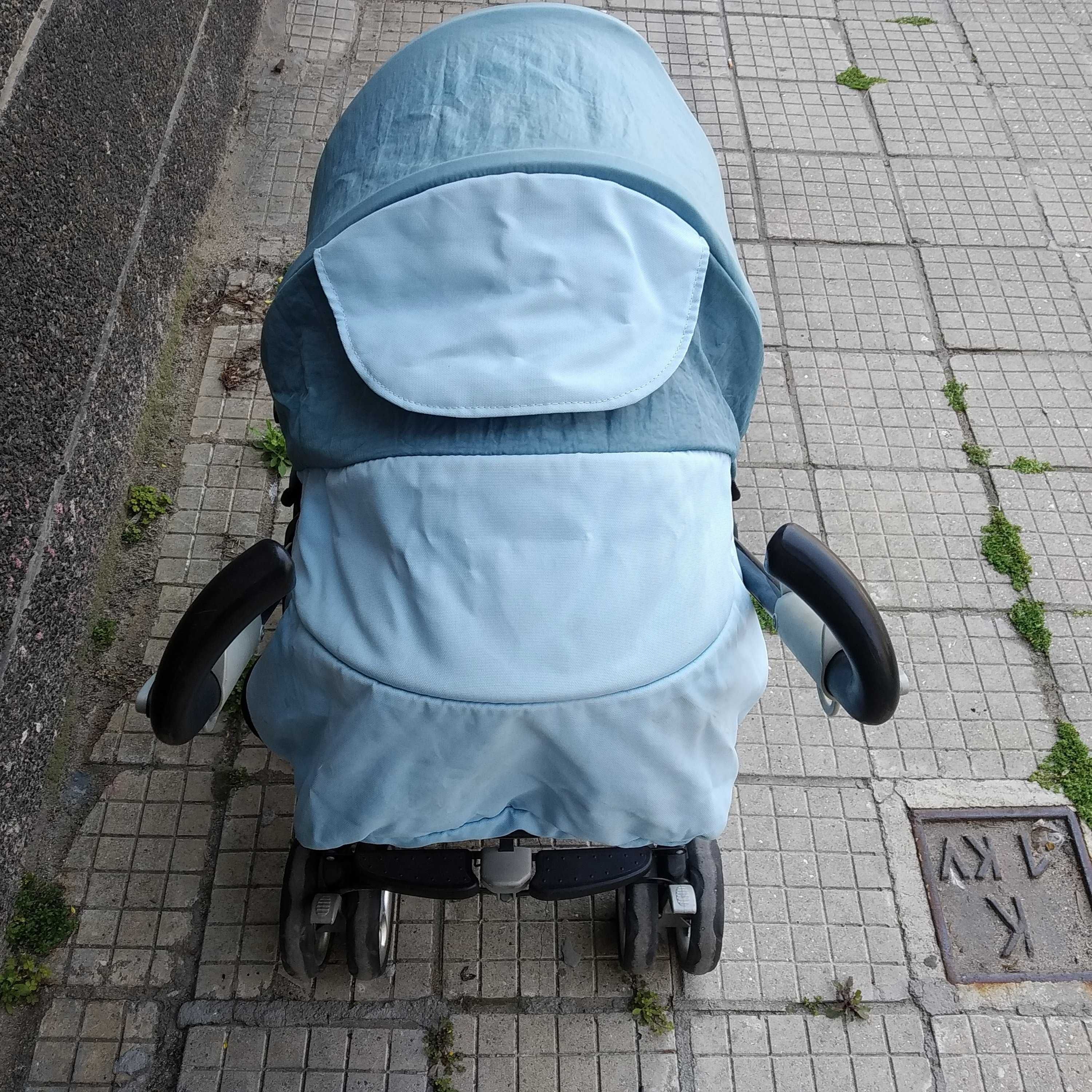 Детска   количка.