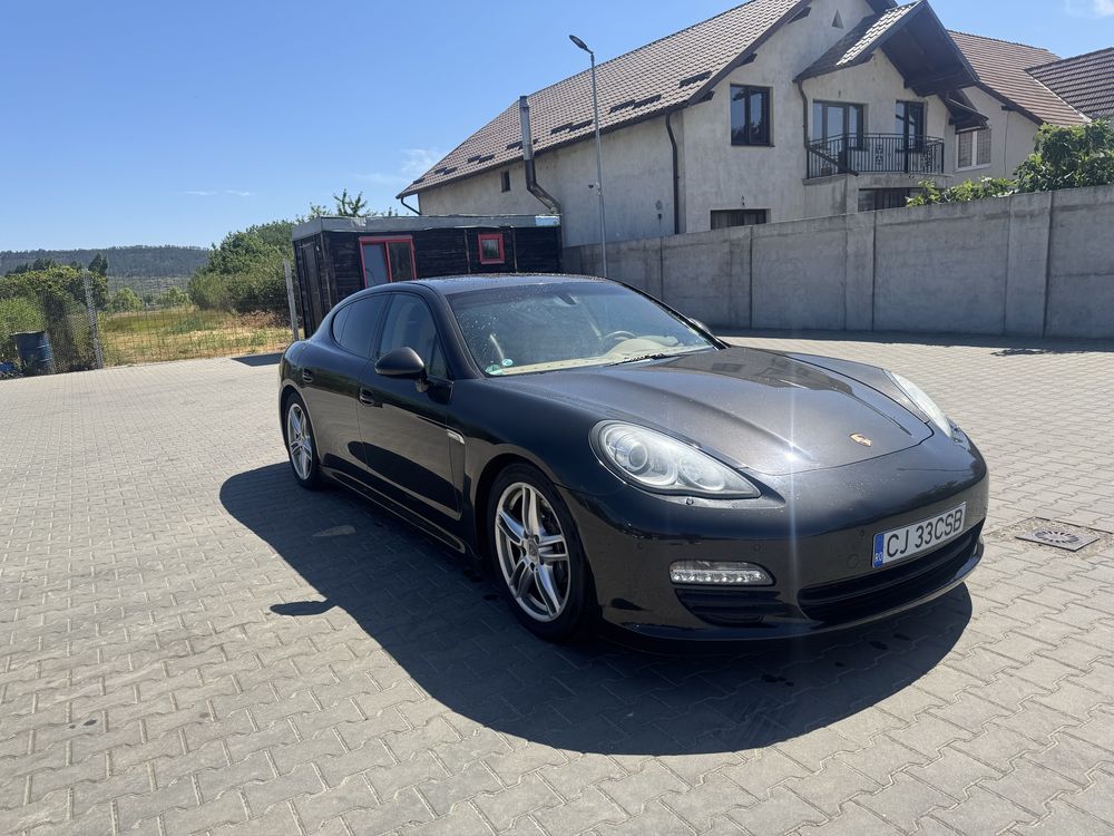 Porsche Panamera 3.0 diesel 250 CP