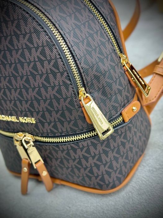 Ghiozdane Michael Kors noi