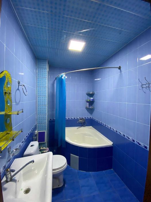 Lagmani oldida yangi domdan 2 xonali kvartira sotiladi