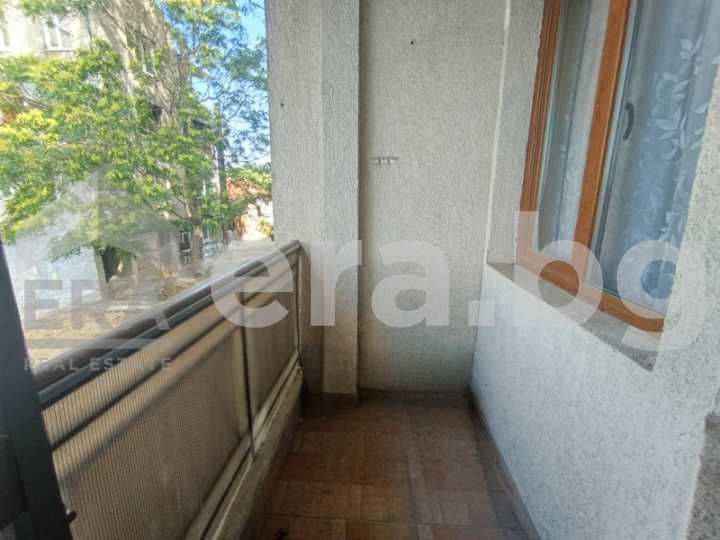 Продава се Тристаен апартамент в Варна, Погреби - 87 кв.м за 1816 €/кв.м - Снимка #11