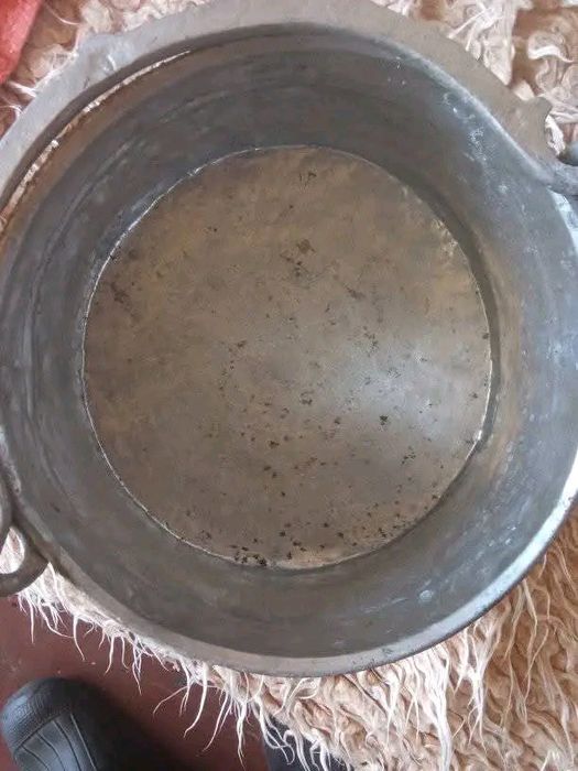 Антикварно менче