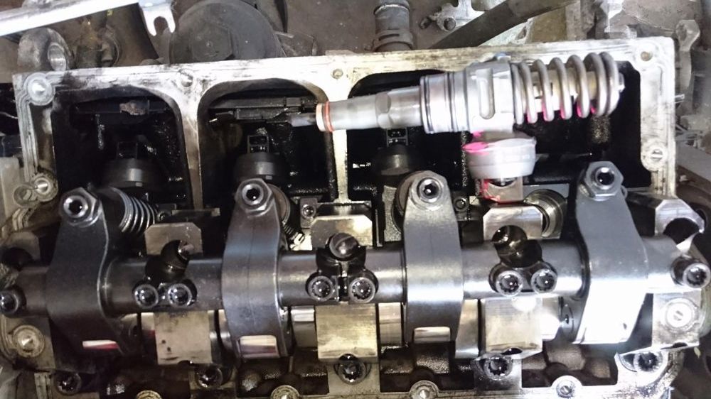 Injector injectoare pompa diuse 1.9 tdi BKC